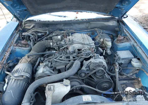 1998 Ford Mustang z USA, uszkodzony, nr VIN 1FAFP4043WF168128